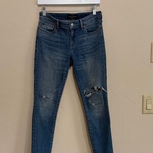 Lucky Stella Skinny Distressed Jeans. Excellent Condition! Size 26/2